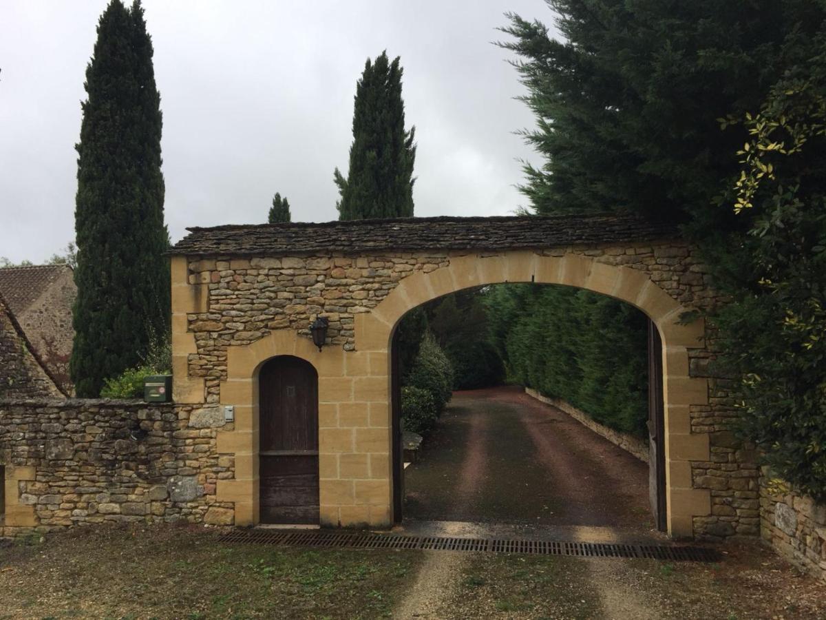 Gite Le Domaine Aubazen La Chapelle-Aubareil Zewnętrze zdjęcie